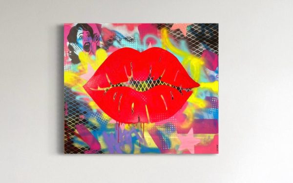 SHOCKING KISS - Image 2